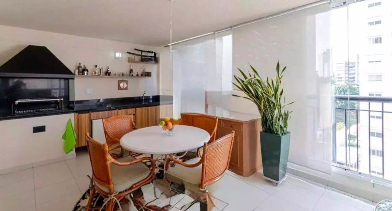 Apartamento, 3 quartos, 160 m² - Foto 1
