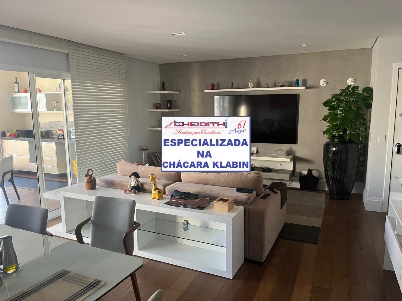 Apartamento, 3 quartos, 160 m² - Foto 1