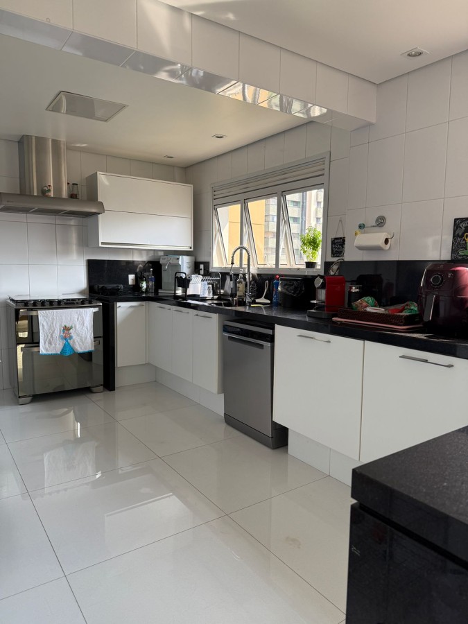 Apartamento, 3 quartos, 238 m² - Foto 11