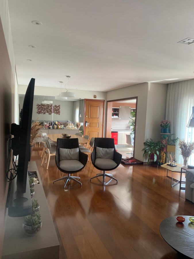 Apartamento, 3 quartos, 131 m² - Foto 1