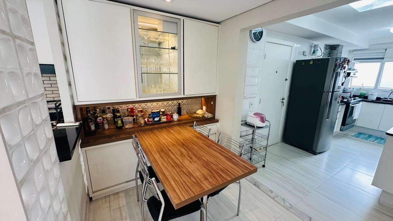 Apartamento, 3 quartos, 162 m² - Foto 2